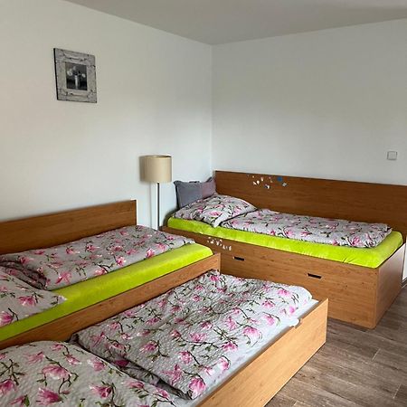 Chaloupka Hluboka - Family Holidays In South Bohemia Глубока-над-Влтавой Экстерьер фото