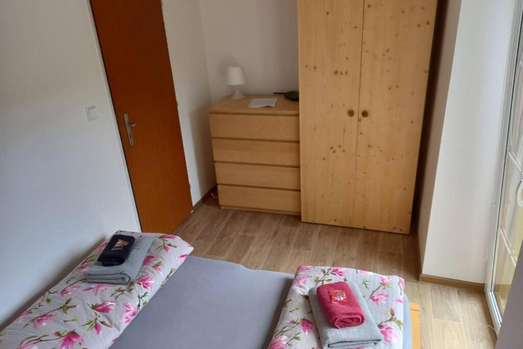 Chaloupka Hluboka - Family Holidays In South Bohemia Глубока-над-Влтавой Экстерьер фото